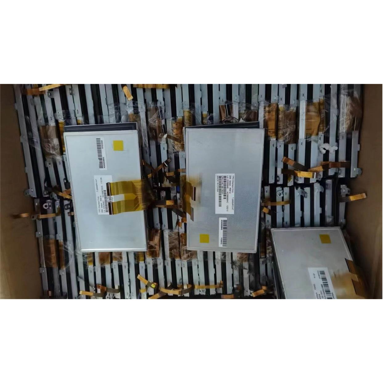 询价TJ065MP01AT全新现货出售显示屏，拍前请联系客服确认型号和