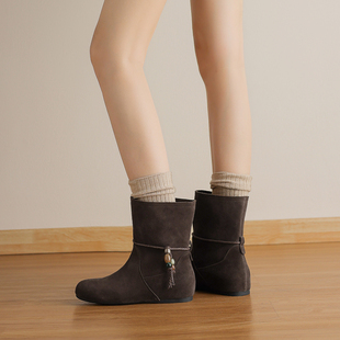 牛反绒面短靴坡跟圆头中筒靴秋冬百搭女款靴子骑士靴磨砂真皮靴