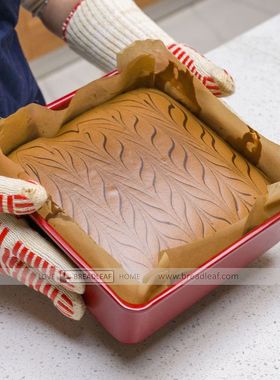 正方形古早蛋糕模深型烤盘24cm x24cm   LFGB认证 配套油布有压痕