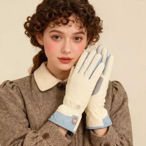 骑行保暖手套女士新款冬季加绒加厚防水防寒可触屏滑雪棉手套可爱