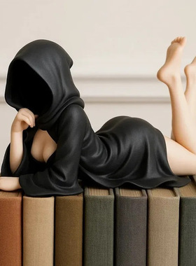 跨境新款万圣节Mysterious statue 黑袍女王装饰品摆件手办艺术