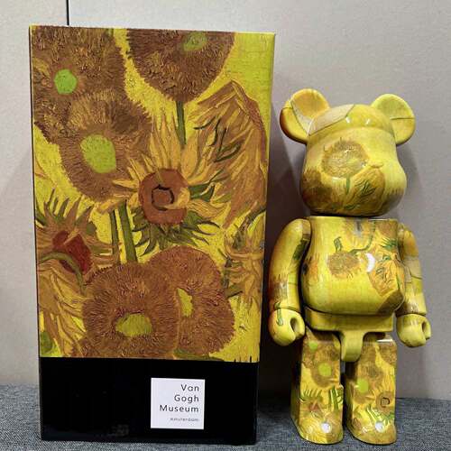 bearbrick400%暴力熊梵高向日葵兔子星月空摆件潮流玩具