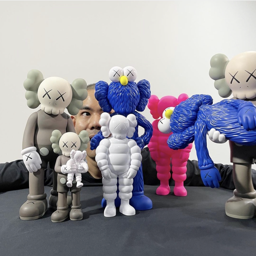 考斯family套装新款潮牌公仔玩偶手办模型周边礼物摆件潮玩雕塑