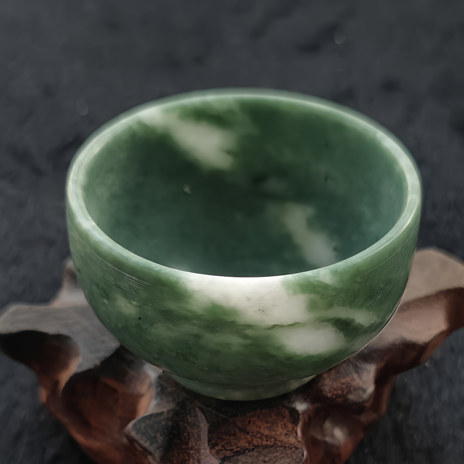 天然玉器贵州翠玉石酒杯子玉碗小功夫茶杯茶碗特价主人杯中式个性