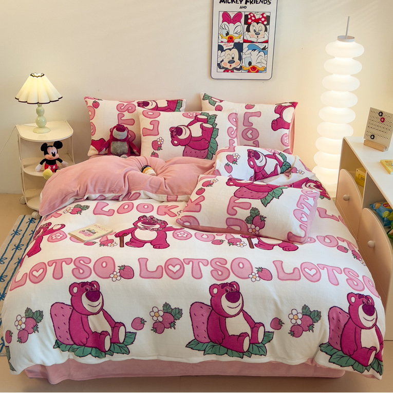 迪士尼正版卡通草莓熊牛奶绒四件套床上用品三件套法兰绒单被套