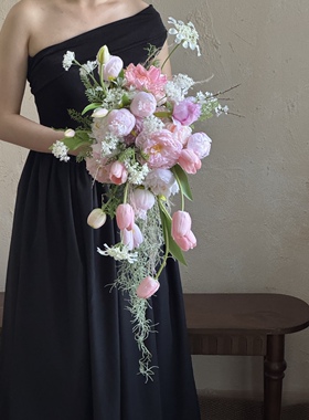 高级感紫色瀑布仿真花婚礼新娘水滴手捧花结婚摄影手捧花领证花束