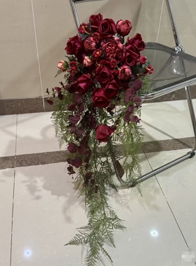 新中式婚纱摄影道具新娘拍照结婚领证花束装饰摆件仿真玫瑰手捧花