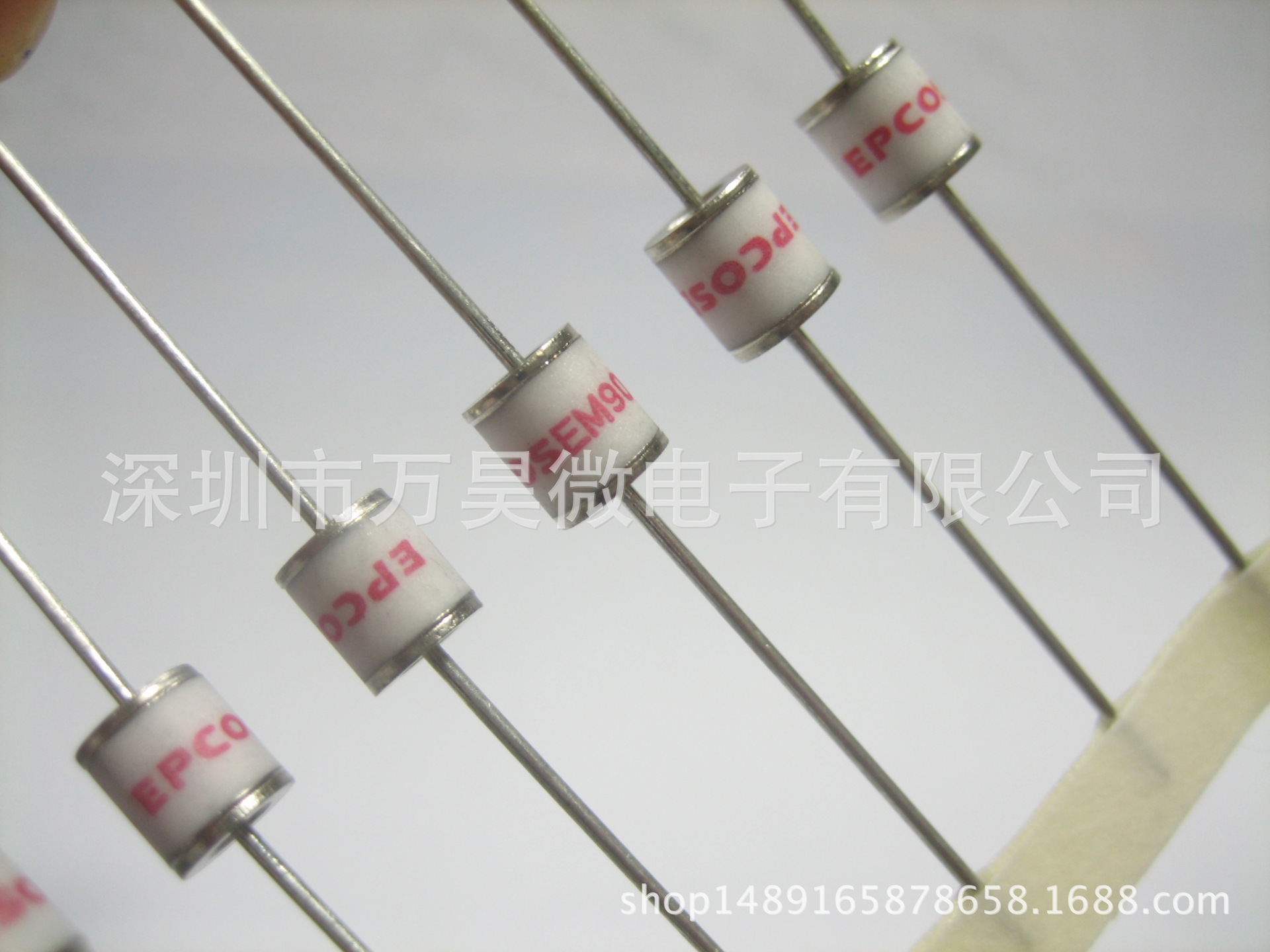 EM2000X EPCOS爱普科斯放电管 B88069X5600S102 5.5*6 2000V