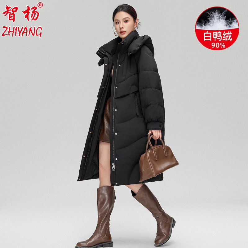 高端黑色长款羽绒服女连帽加厚