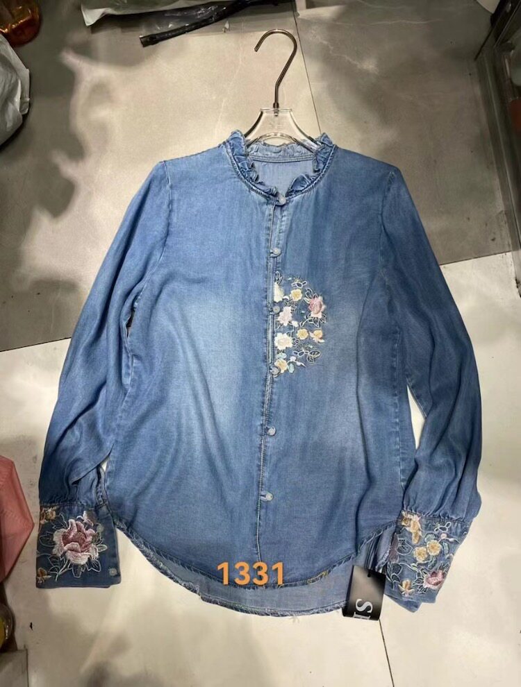 SE正品衬衫女复古刺绣花朵木耳圆领单排扣长袖蓝色牛仔衬衣女人味
