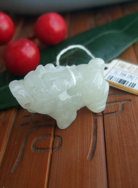 71624包真假一赔三缅甸玉天然A货翡翠玉立体款麒麟小吊坠实物拍图