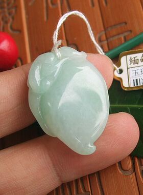 99763玉琳阁翡翠实物拍图缅甸玉天然A货翡翠玉淡绿色小福瓜小吊坠