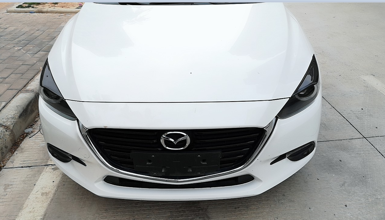 马自达3昂克赛拉灯眉款碳纤维