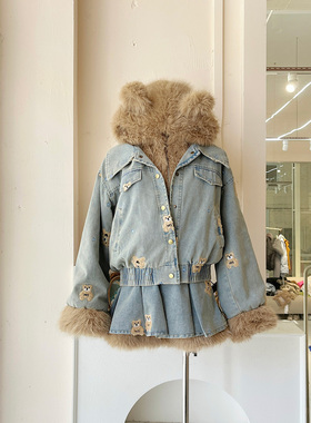 LHTE青青大码女装 冬季牛仔刺绣小熊毛茸茸连帽牛仔外套套装T5273