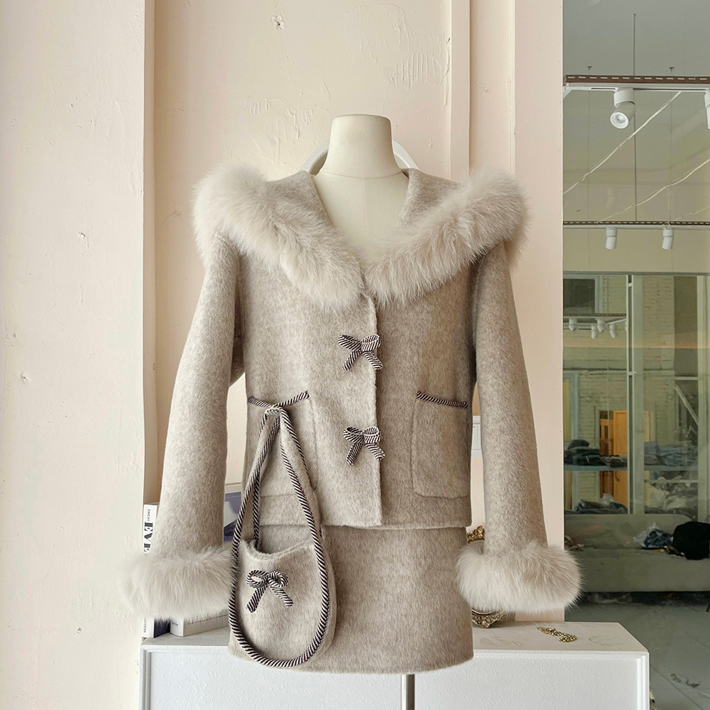 LHTE羊毛2025显瘦套装保暖