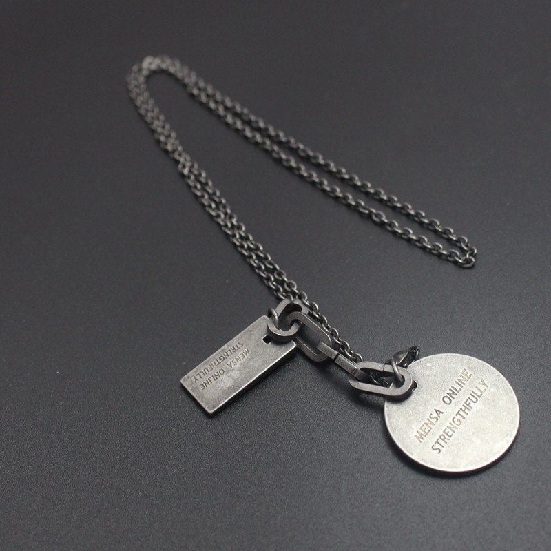 个性复古圆牌方形几何双层吊坠潮男钛钢嘻哈做旧项链男生潮流饰品