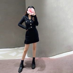 大颗华美珍珠水钻纽扣 松紧高腰包臀半身裙 bling银线针织开衫