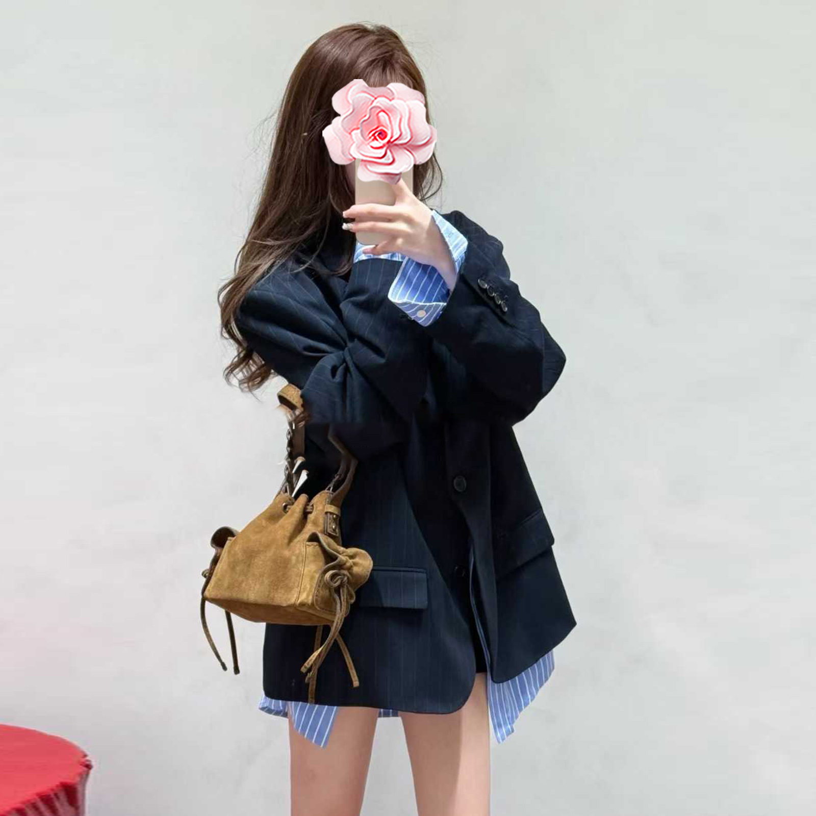 藏青条纹西装+条纹衬衣假两件