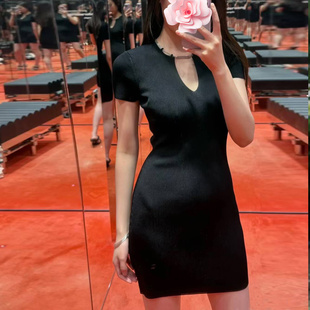 原439 弹力修身 特惠269 项链穿插V领 针织连衣裙 25新款 不退不换