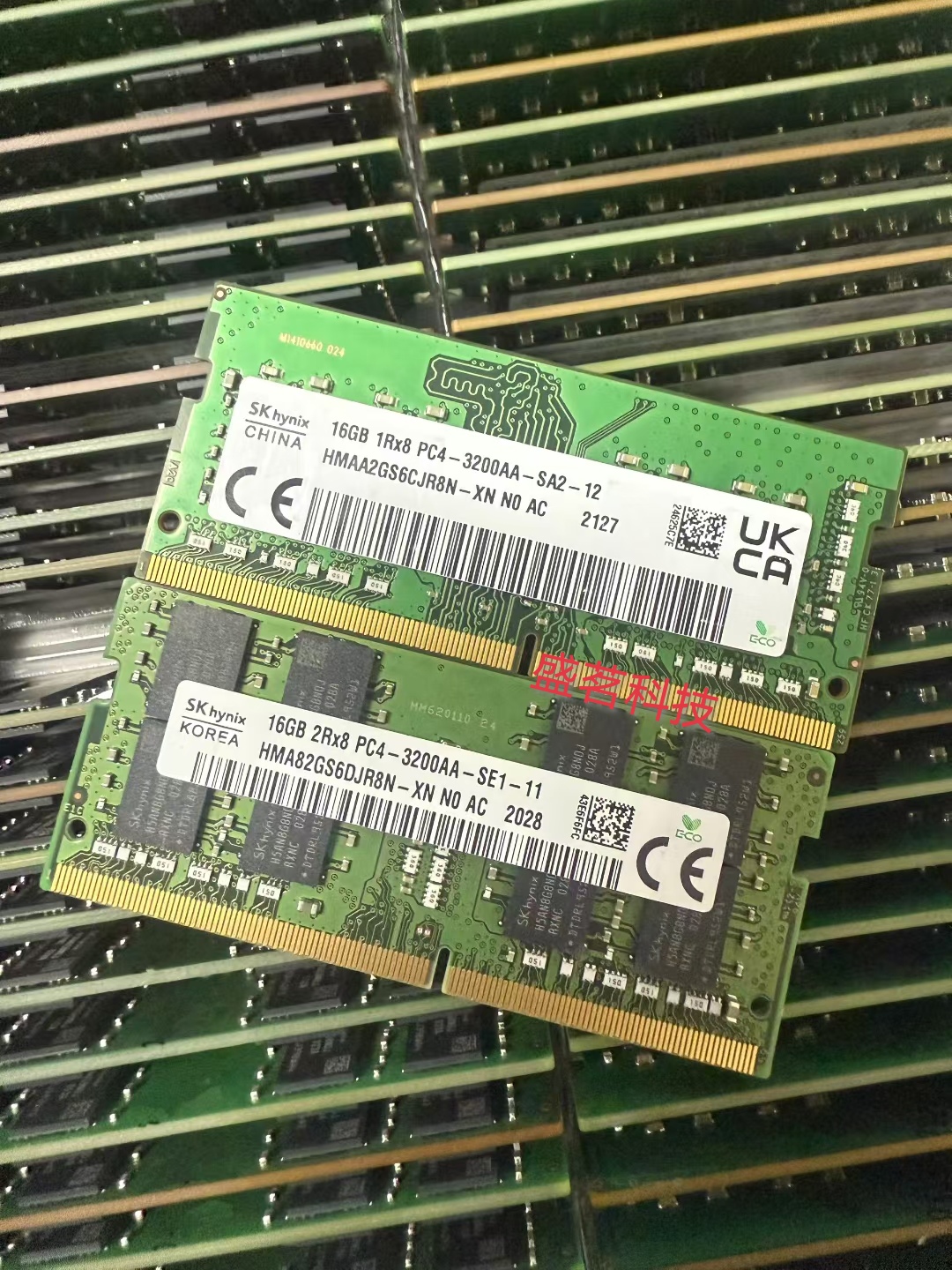 SK海力士 16G 1RX8 PC4-3200AA HMAA2GS6CJR8N-XN DDR4笔记本内存