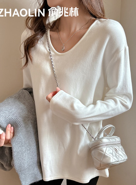 白色德绒V领打底衫女内搭秋冬季宽松中长款低领磨毛保暖长袖上衣