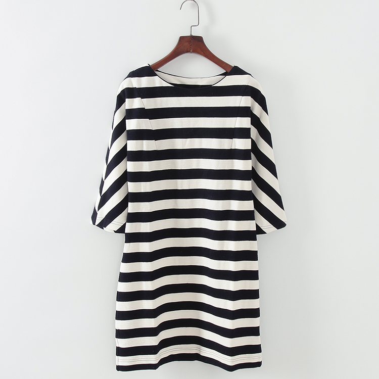 品牌系列 新品春秋款专柜女装库存折扣简约风条纹连衣裙F1467A