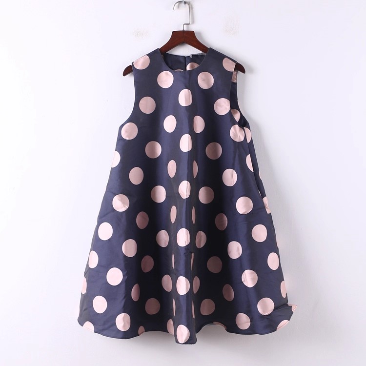 孤品系列 夏季新款女装品牌库存折扣A字型无袖波点连衣裙D689-12