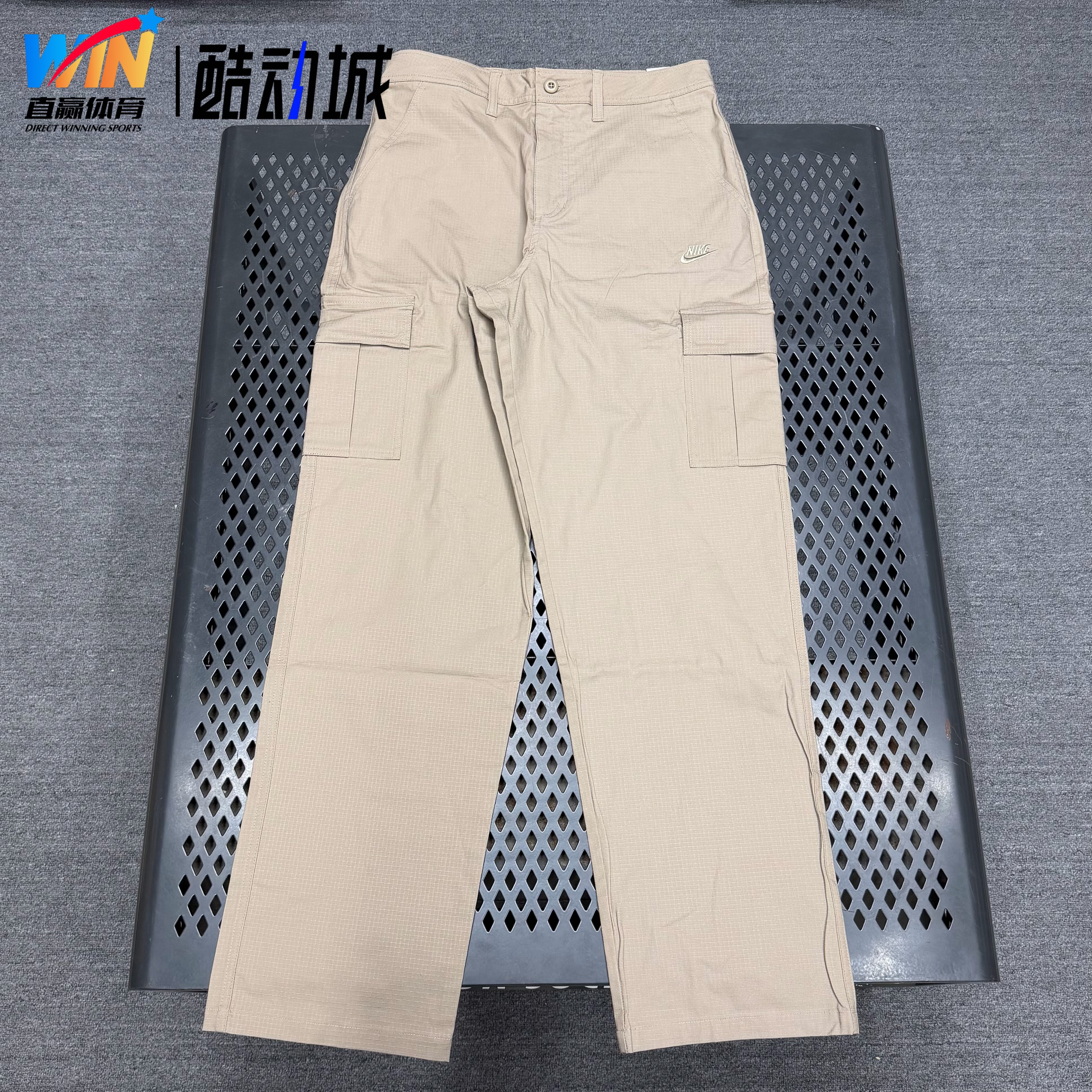 Nike/耐克 男子梭织春季新款直筒裤机能风运动长裤 FZ5766-247图片