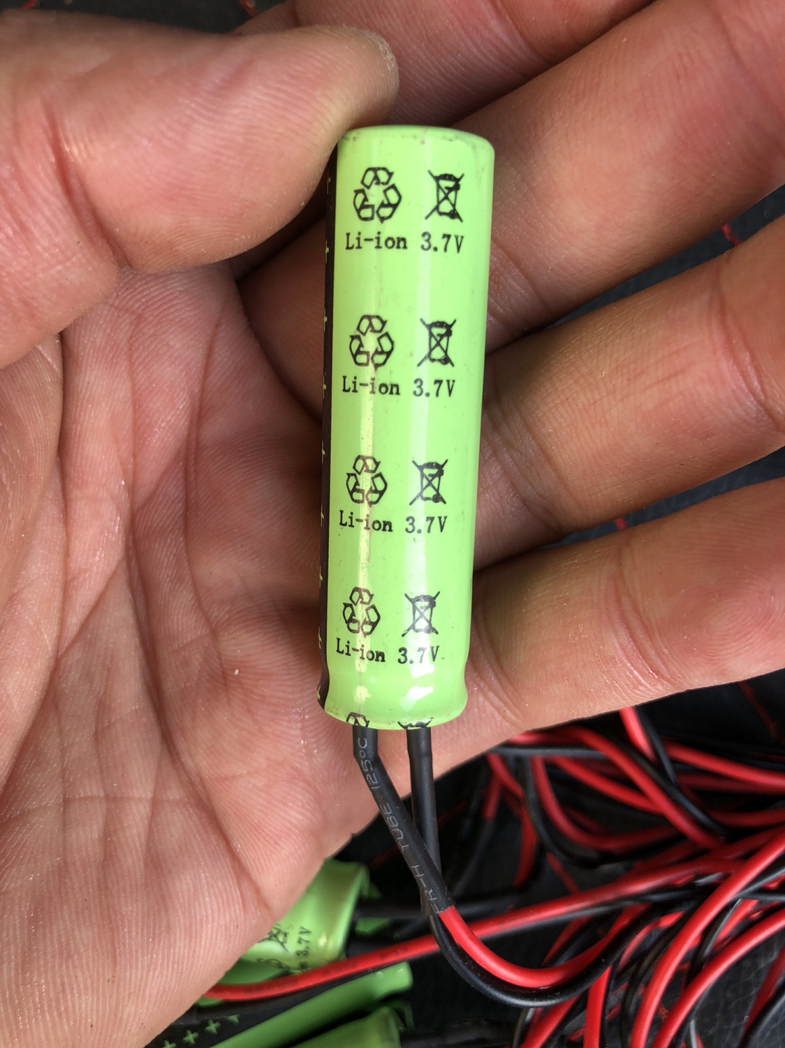 全新 3.7v 14500电容式充电带线锂电池