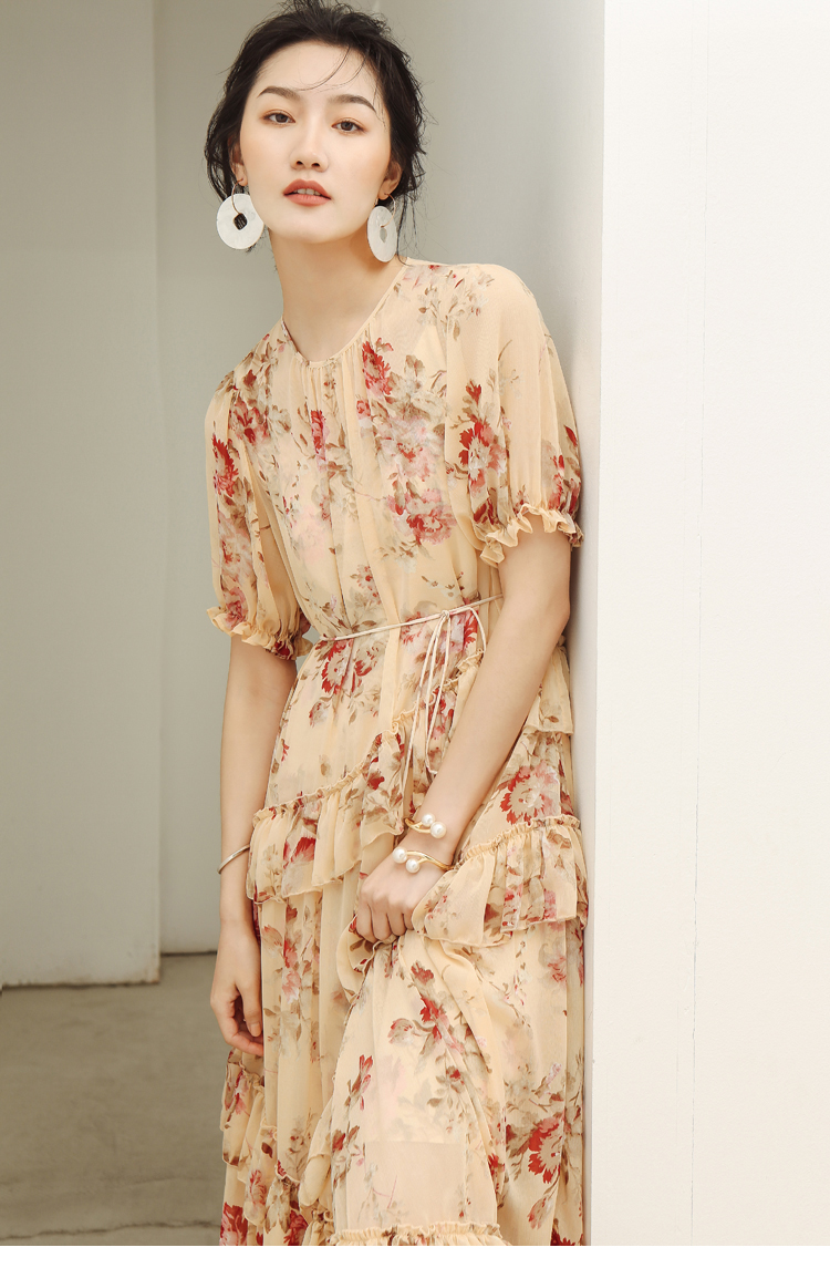 清仓 半岛荼蘼 清新花色连衣裙气质花朵图案收腰海边度假中长裙