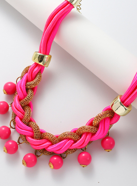 彩衣阁彩色水钻项链圆圈型礼服项链时尚韩版玫红色绳编项链饰品