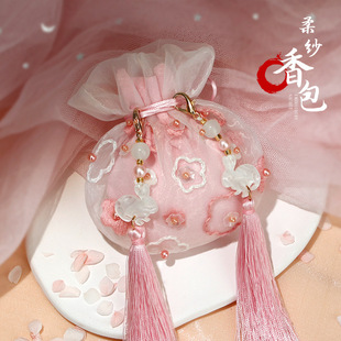 玉兔刺绣diy手工材料包绣花香囊立体珠绣荷包礼物车挂件香包