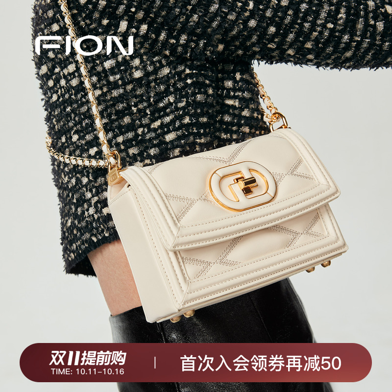 Fion/菲安妮菱格链条小方包
