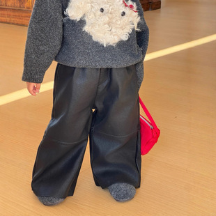 女童冬季2025新款保暖黑色保暖松紧腰阔腿裤儿童外穿加绒洋气皮裤