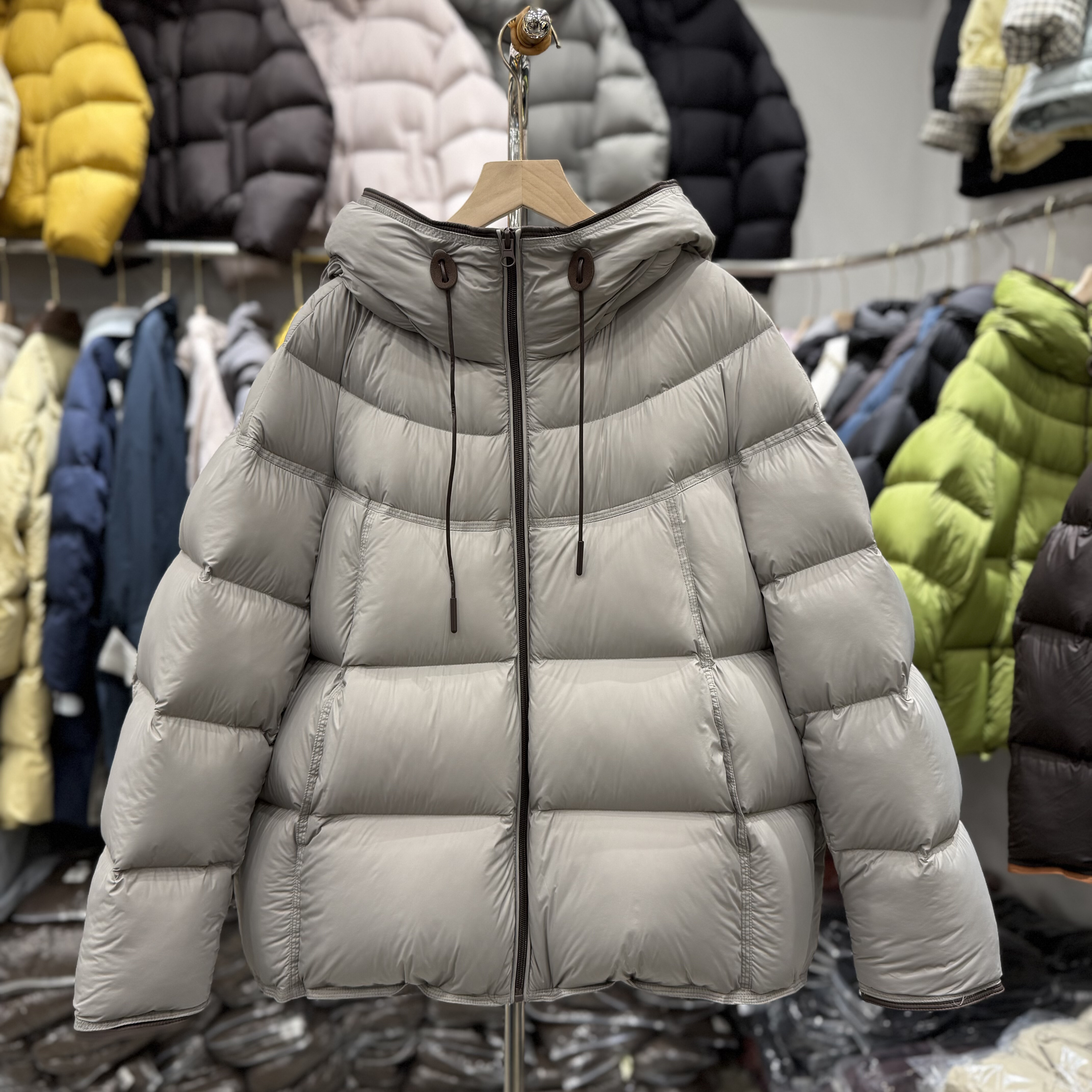 新款连帽宽松百搭面包韩休闲加厚保暖羽绒服短外套小个子欧货泡芙