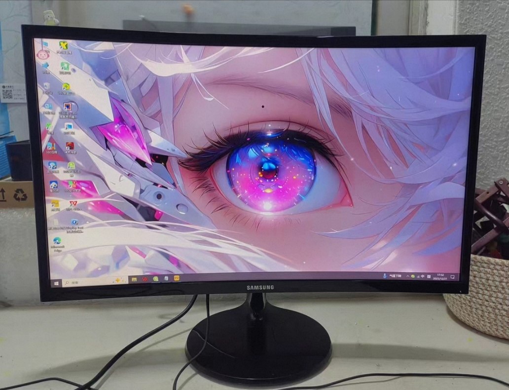 三星 c24F390HFC  23.8英寸曲面显示器，支持壁挂，
