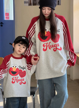亲子装母女红色加绒卫衣2025新款韩版一家三口男女儿童洋气潮上衣