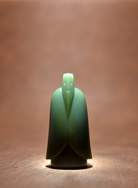 新疆和田玉黑青籽料翁仲挂件把件