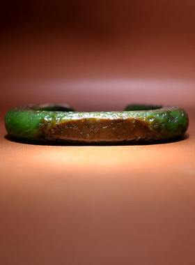 内径55红皮碧玉卡镯子手镯玉镯