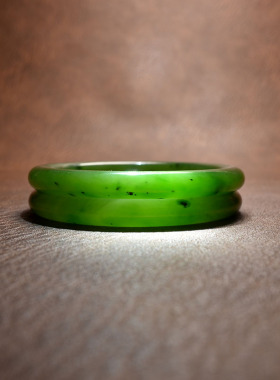 内径58和田碧玉阳绿圆条手镯玉镯