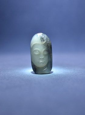 长30青花玉独籽料佛头手牌背云