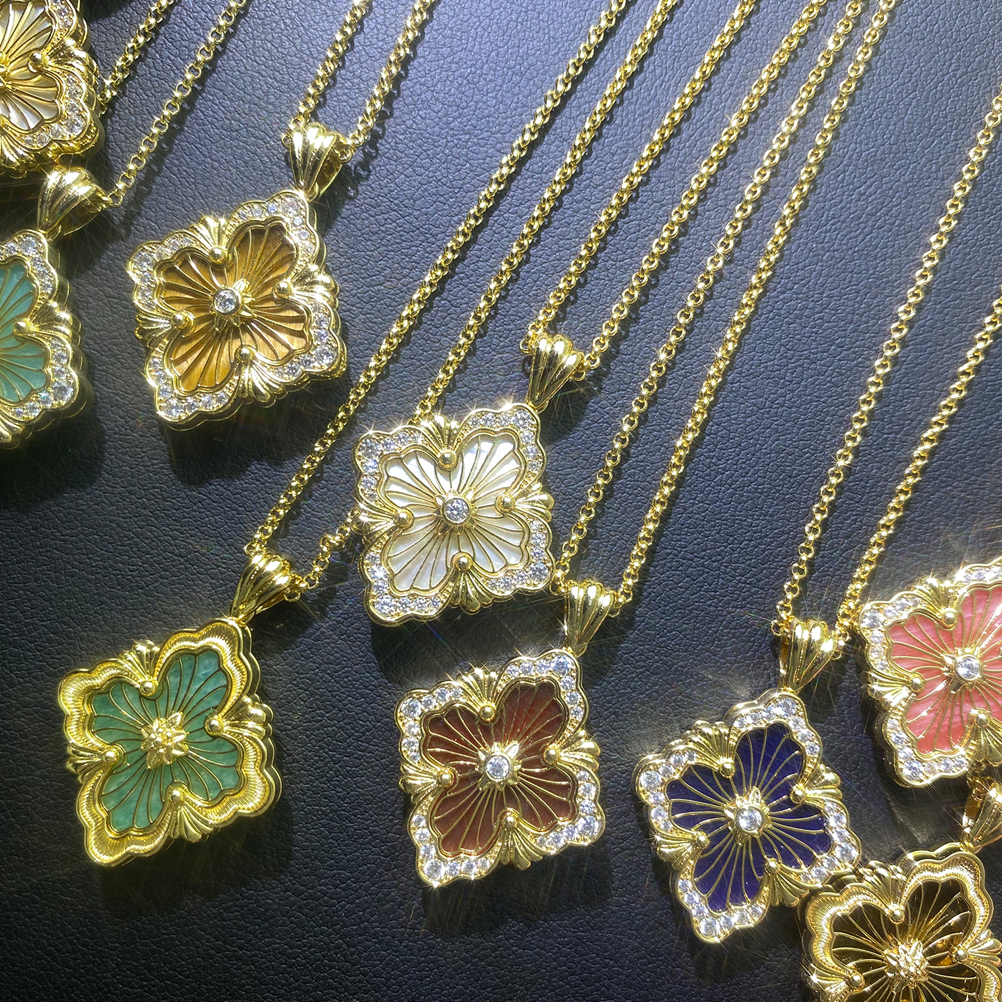 意大利歌剧院Opera项链织金雕纹