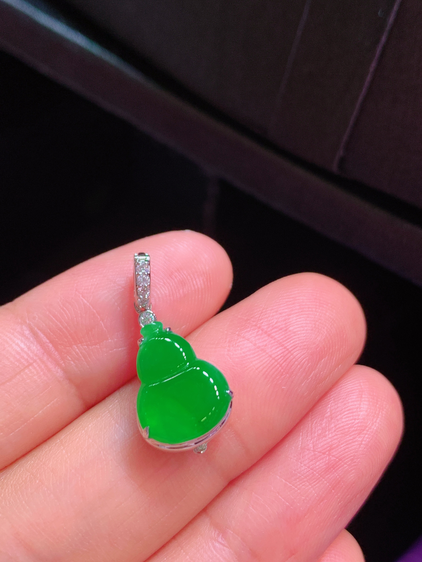 天然翡翠绿色满色葫芦吊坠万能项链镶嵌18K金，厂家直销一手货源