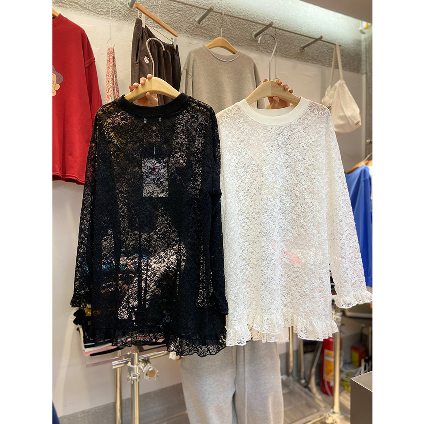 花边圆领半透打底衫长袖蕾丝衫