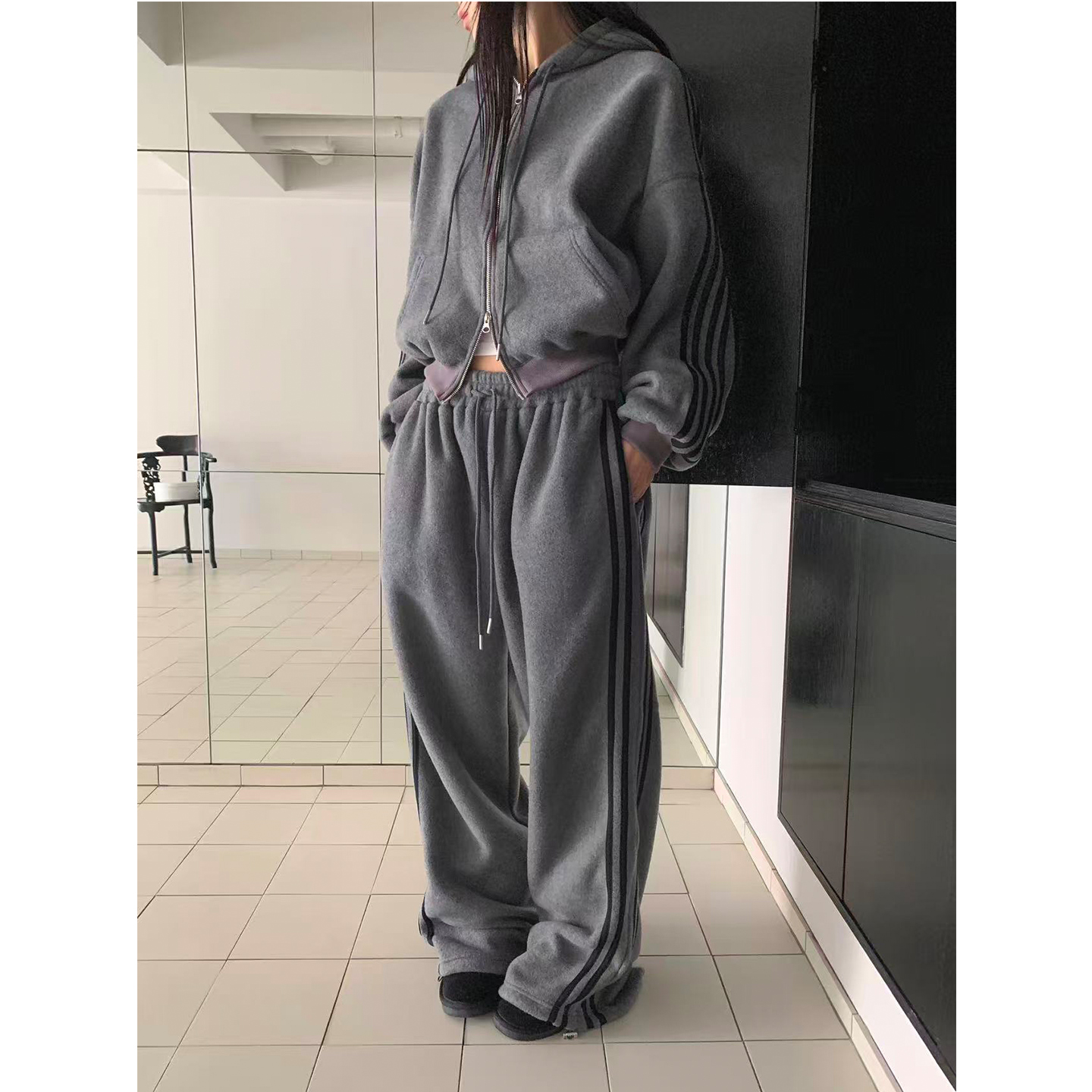 条纹加厚拉链卫衣卫裤休闲套装