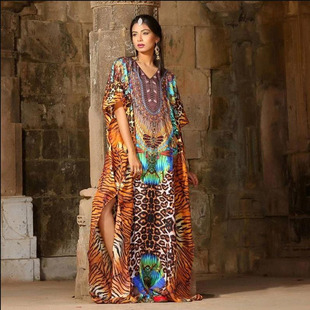 2023新款女民族异域风连衣长裙子大码显瘦泰国三亚海边度假沙滩裙