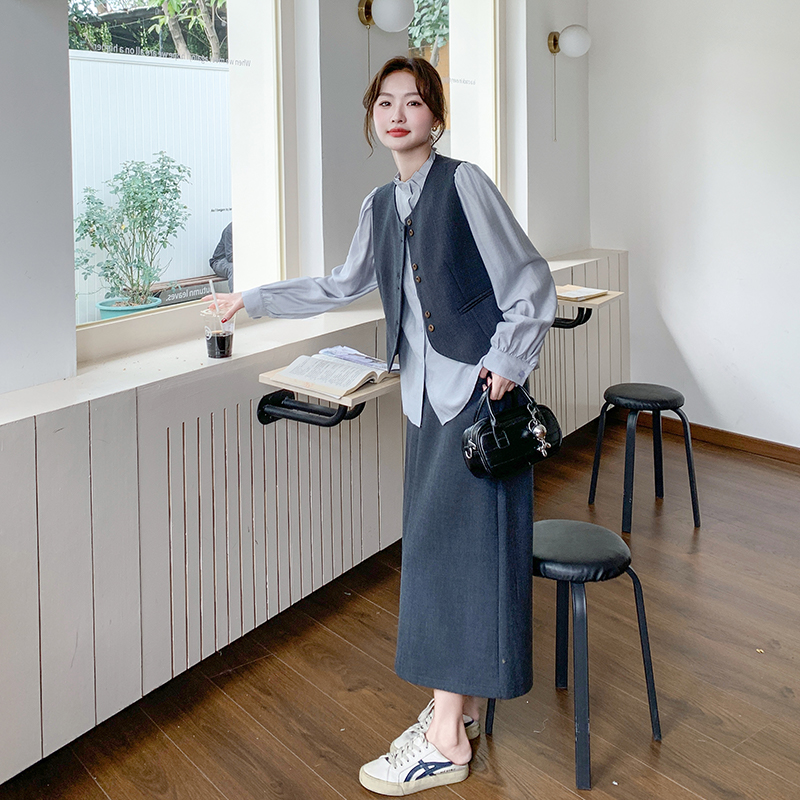 灰色西装马甲套装女春季2025新款高级感气质衬衫休闲阔腿裤三件套