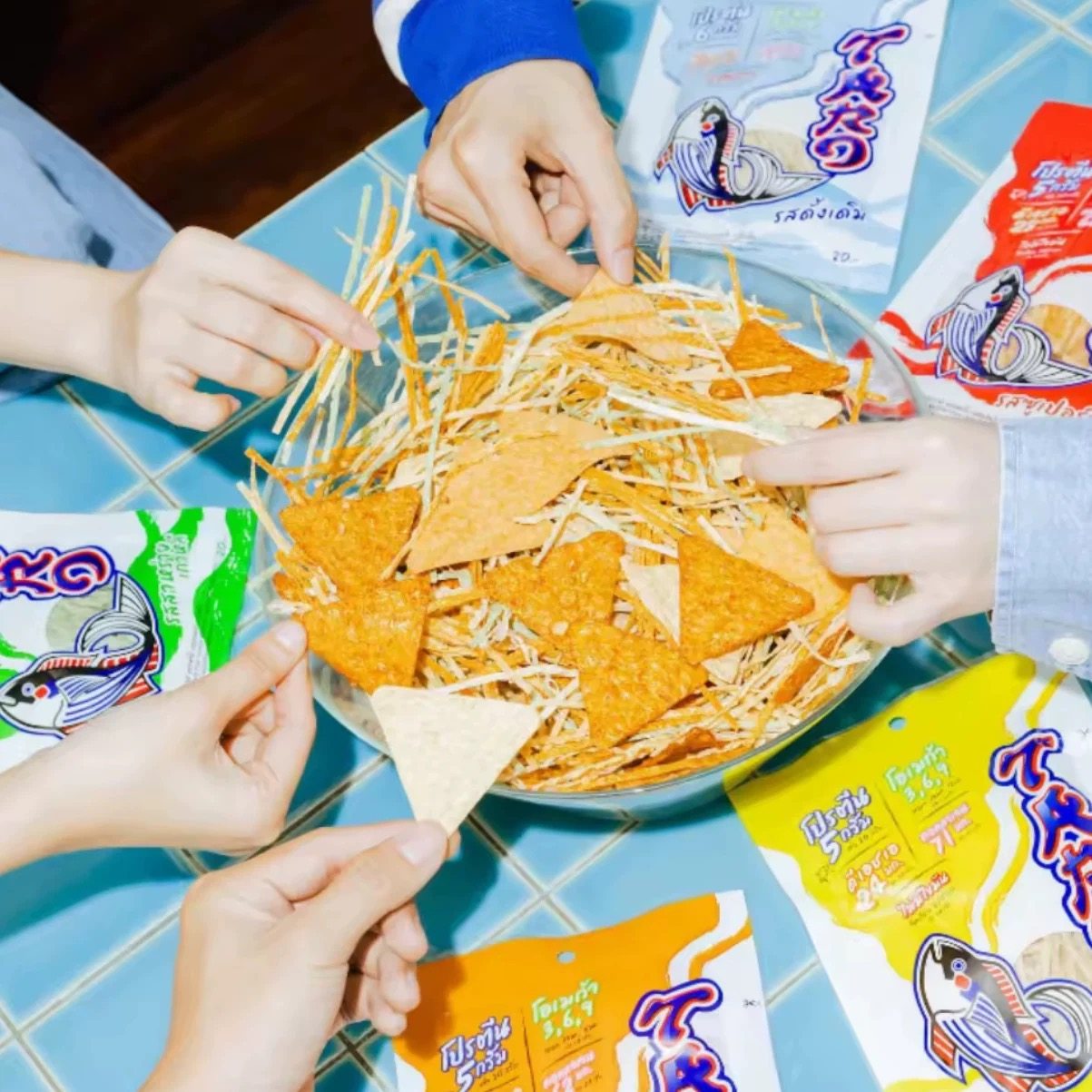 临期泰国进口泰乐天烧烤味原味鱼丝20g休闲零食小吃即食美味便携