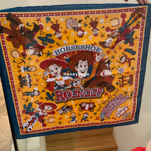 日单玩具总动员卡通大方巾印花装 复古穿搭围巾手帕巾 饰头巾美式