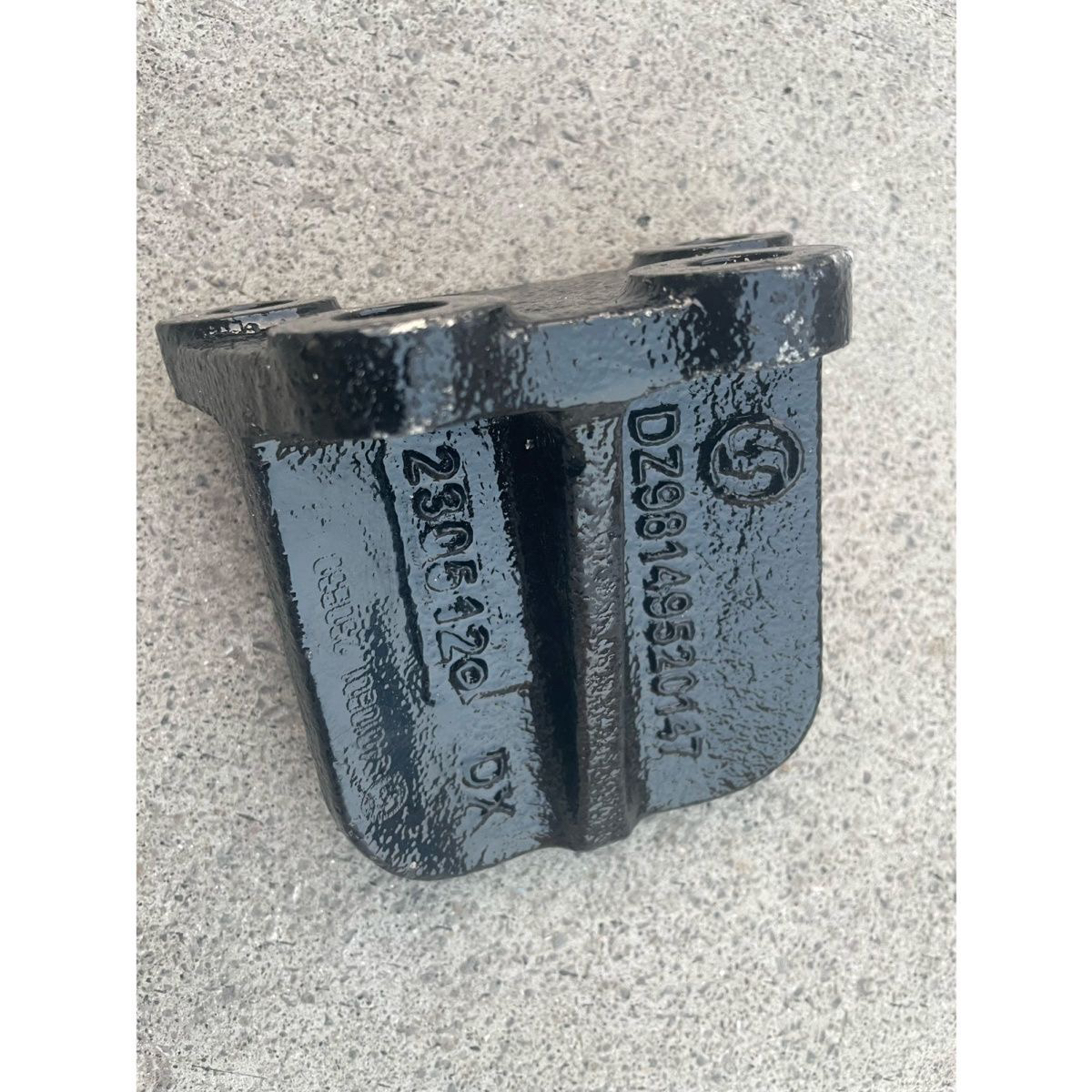 适配陕汽德龙L5000副簧限位支架 钢板限位块DZ98149520147